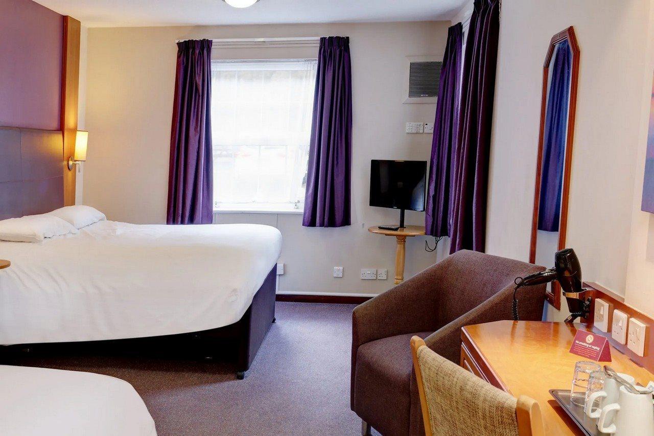 Plaza Chorley; Sure Hotel Collection By Best Western Чорли Экстерьер фото