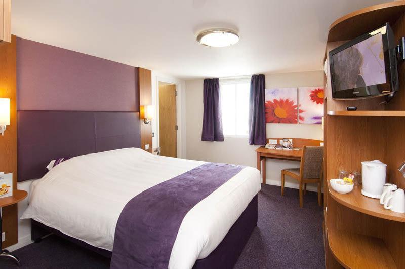 Plaza Chorley; Sure Hotel Collection By Best Western Чорли Экстерьер фото